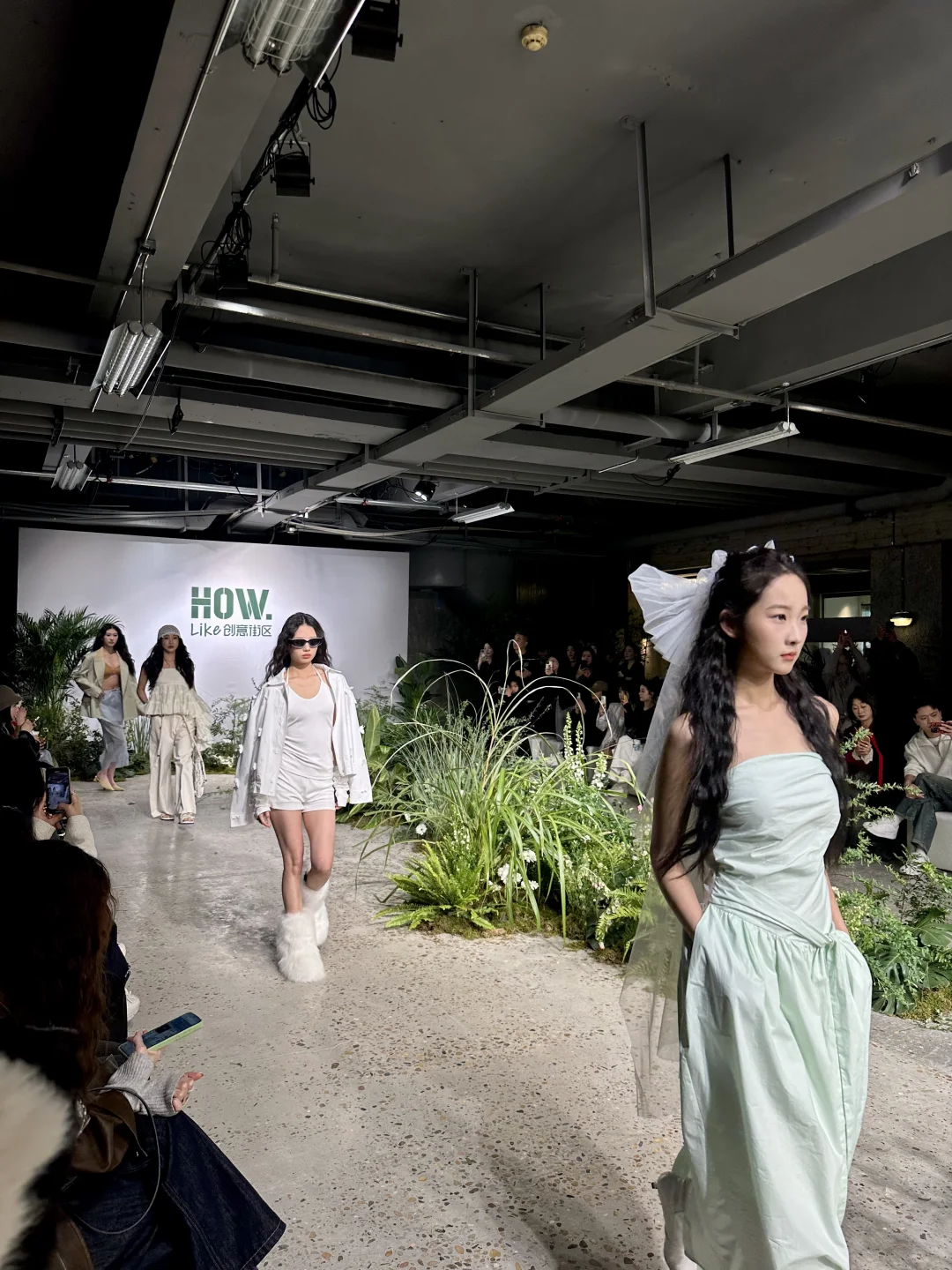 2025HOWLIKE 春夏时装采批节走秀靓爆啦??