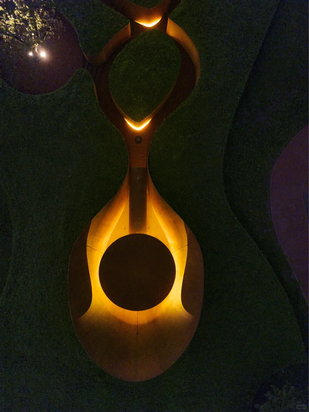 普奖得主多西遗作?在vitra园区编织大地