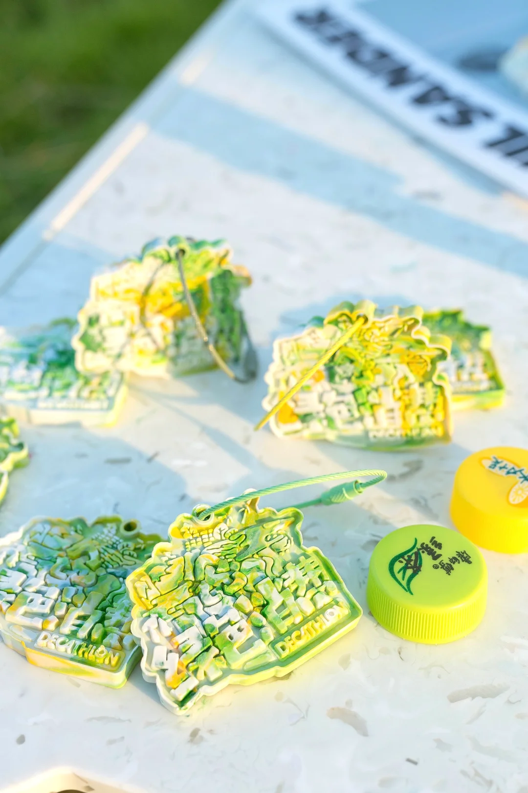 绿色生活:废塑料瓶盖钥匙扣