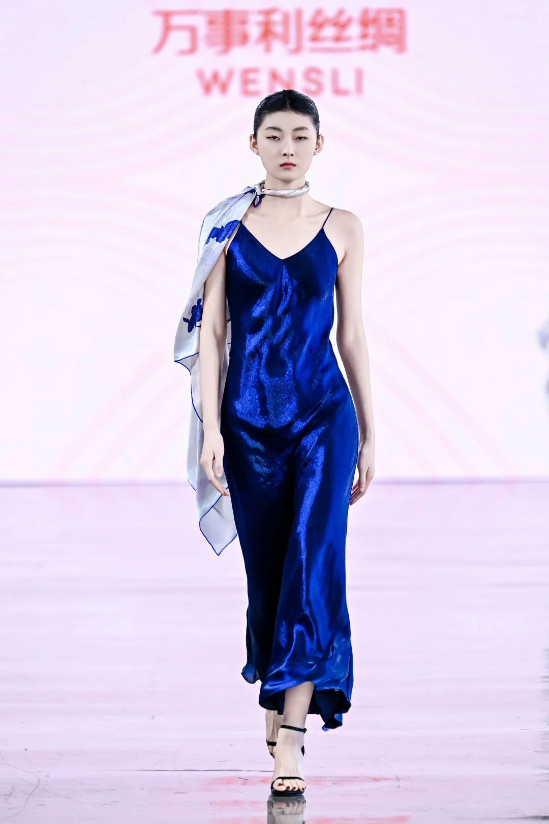 万事利丝绸 | 中国国际时装周秀场