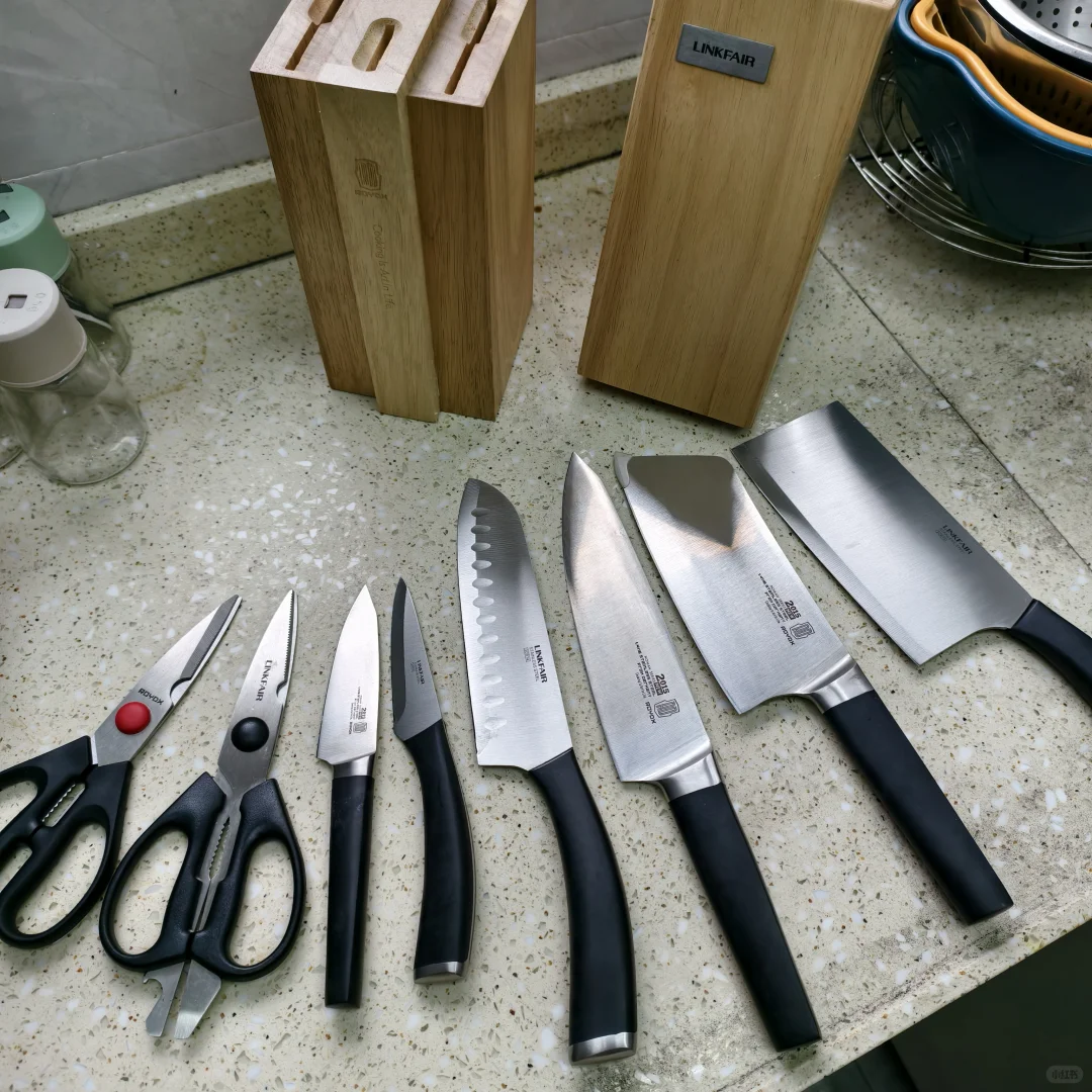 做餐厨具的不锈钢到底分为几类?