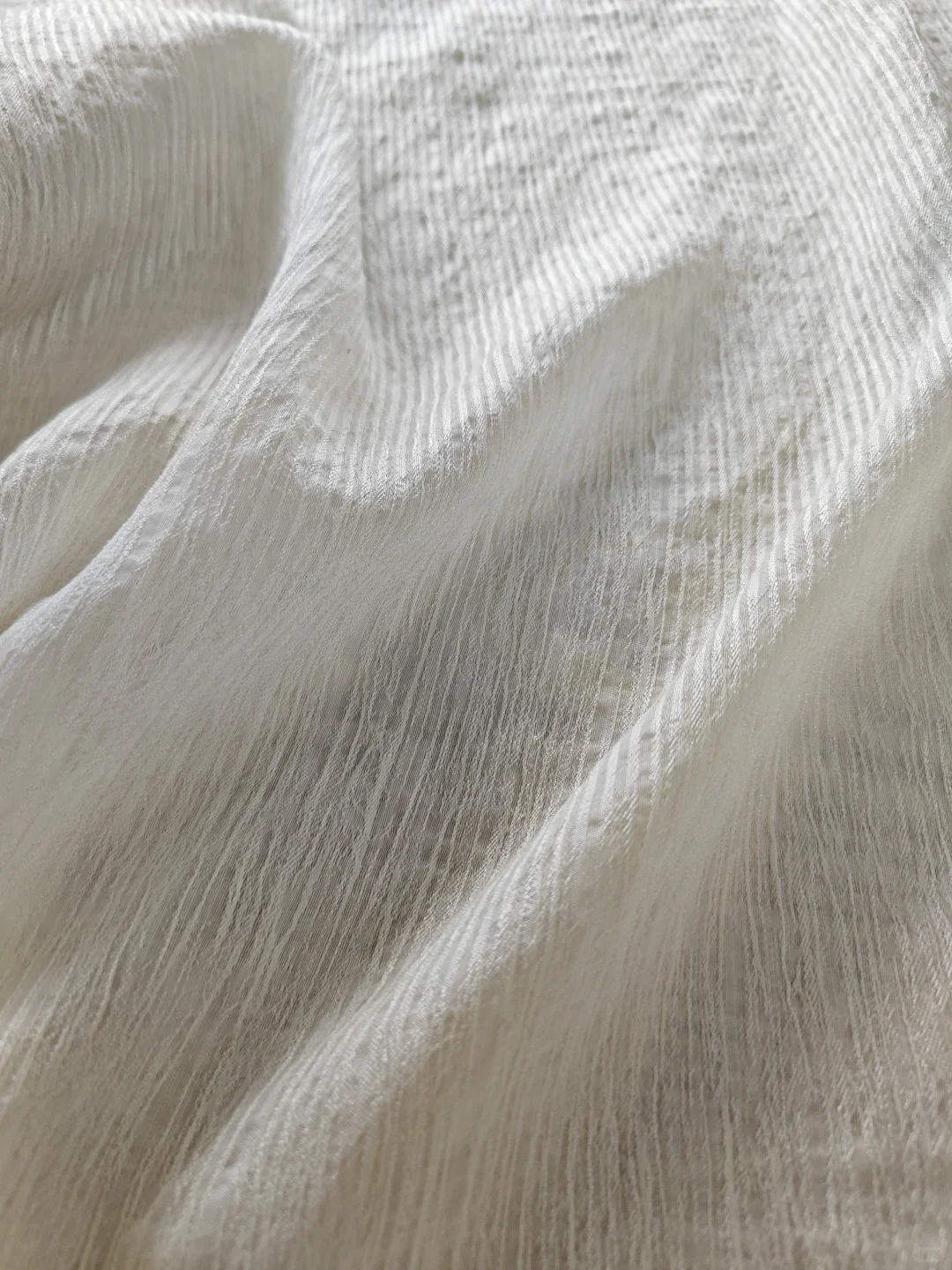 ?桑蚕丝面料推荐|轻盈如羽 亲肤一夏补