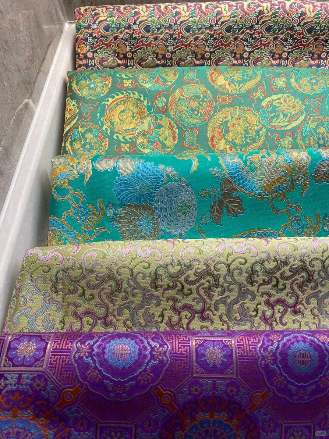 一眼显贵！贵妇小姐姐都在了解的宝藏面料