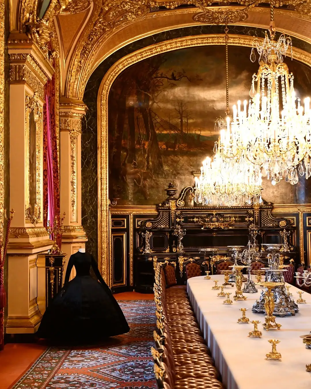 LOUVRE 高级定制时装