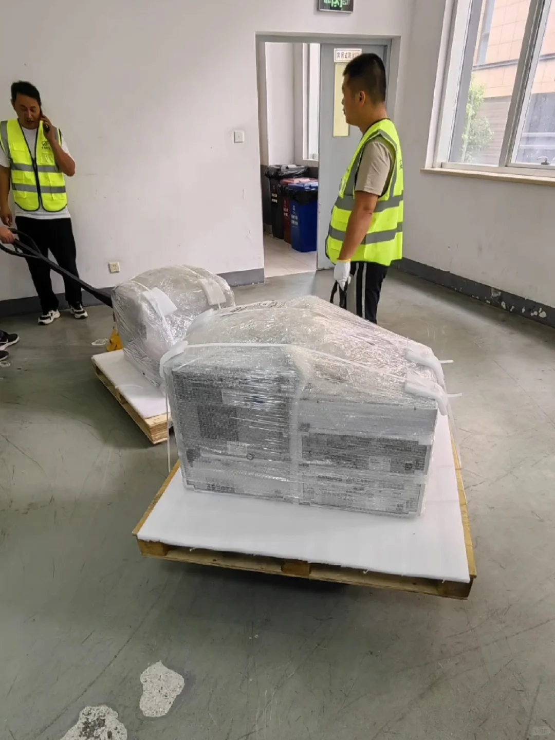 实验室搬迁精密仪器设备打包搬运全国搬运