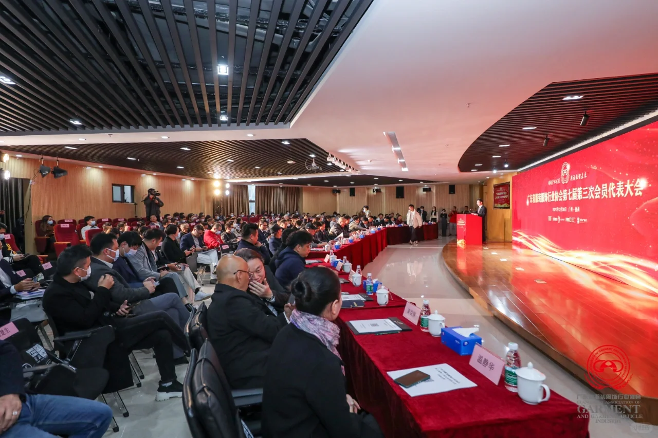 广东服装年度盛会顺利召开，透露了这些信号