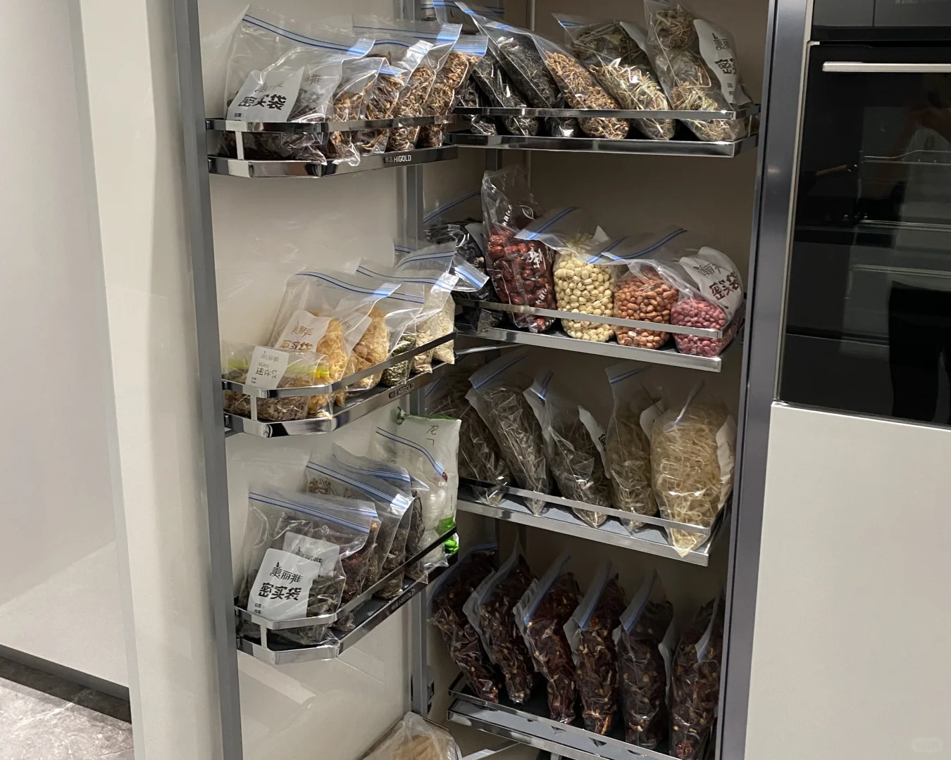 衣橱换季大整理！收纳师整理步骤公开