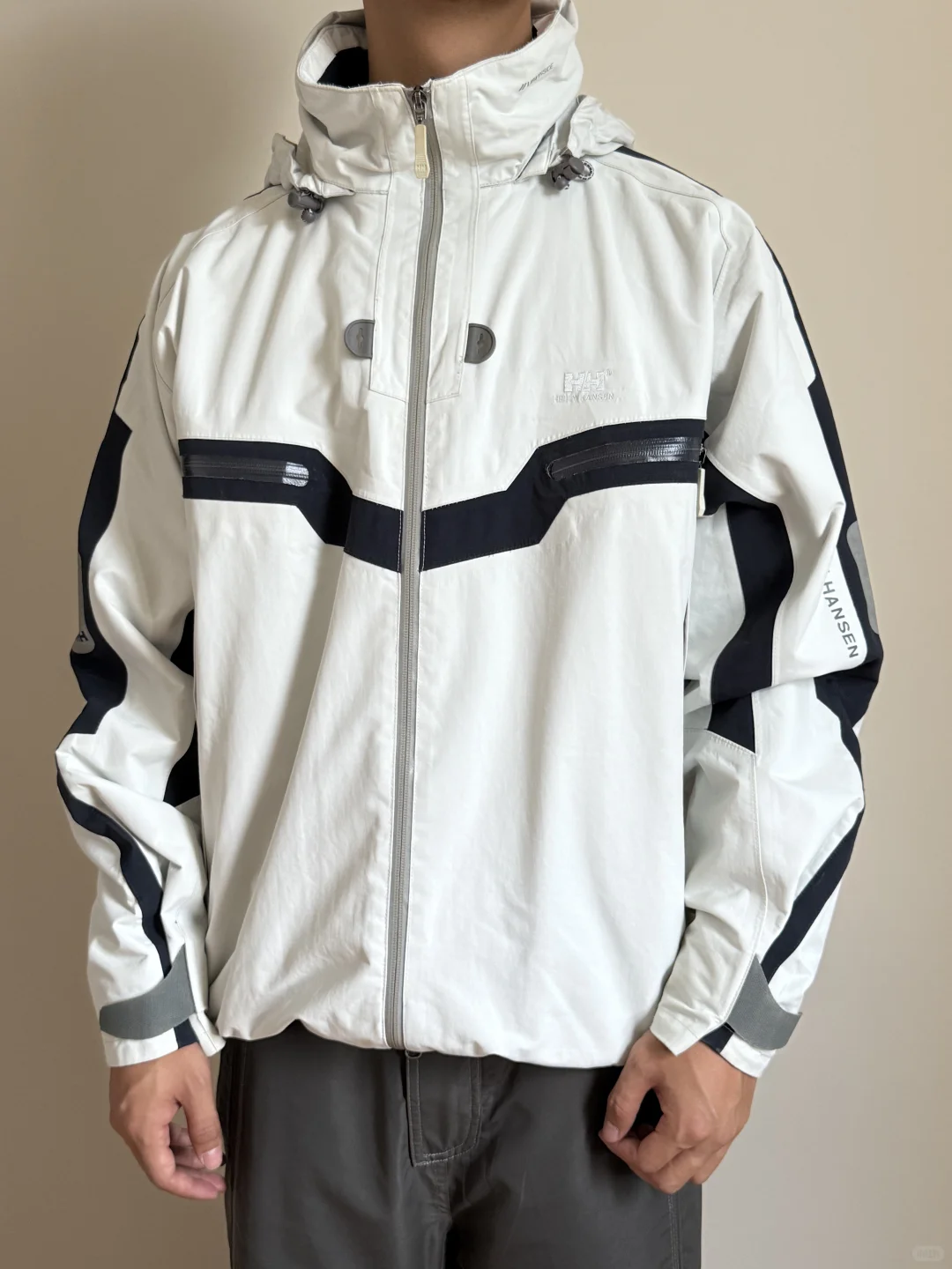 Available?00‘s HELLY HANSEN户外滑雪夹克