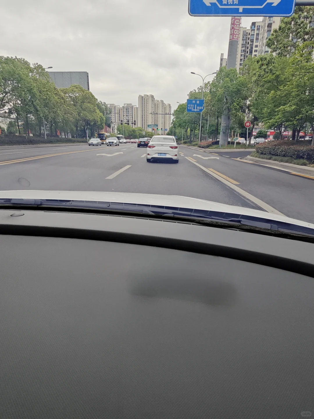 为什么有人宁愿花时间走国道，也不愿上高速