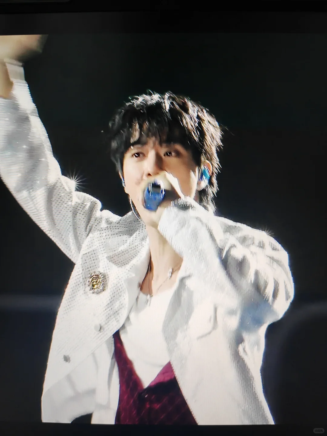 幸福是你透过摄像机望向我的眼睛