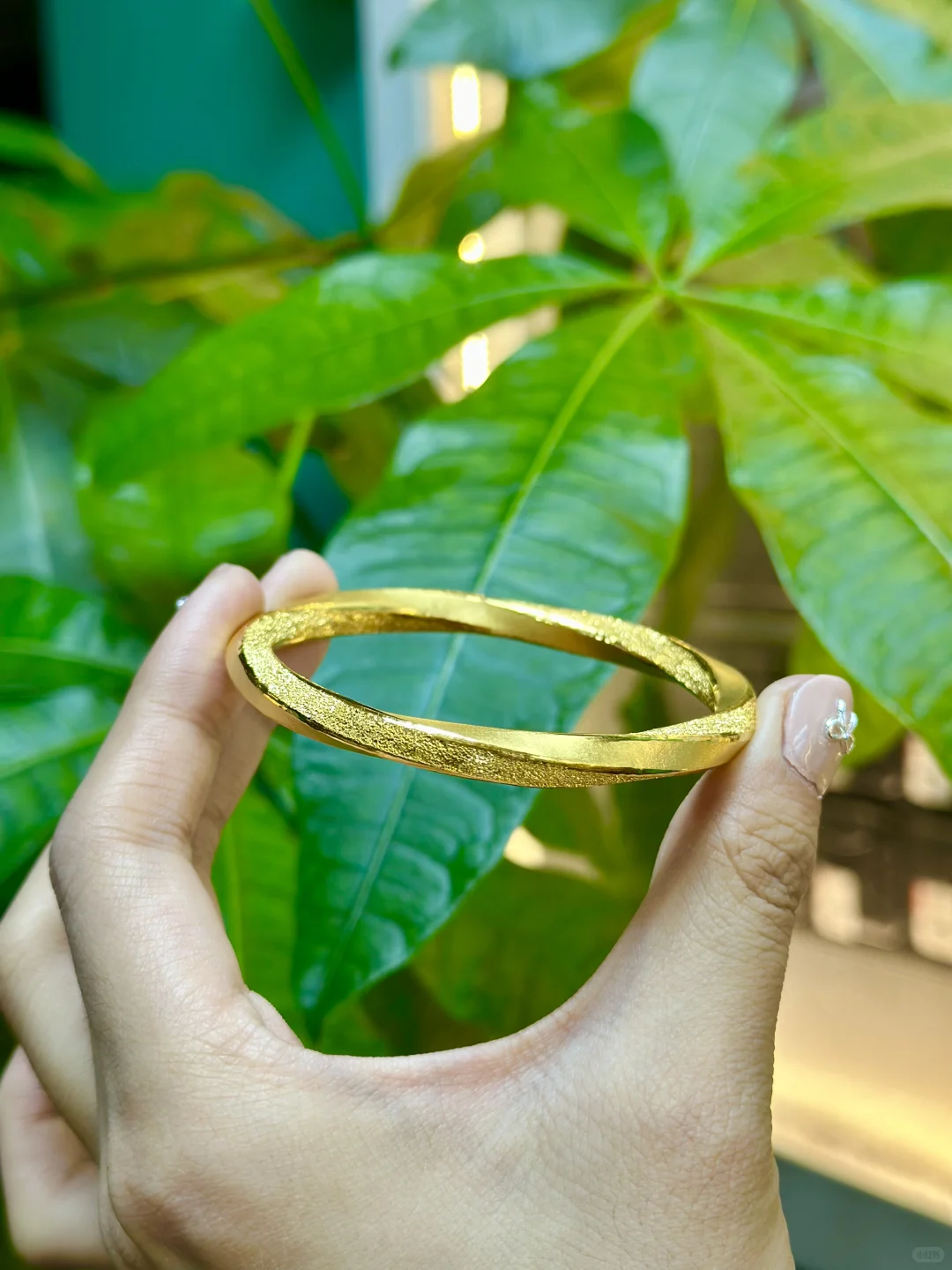 “百里挑一”的莫比乌斯手镯