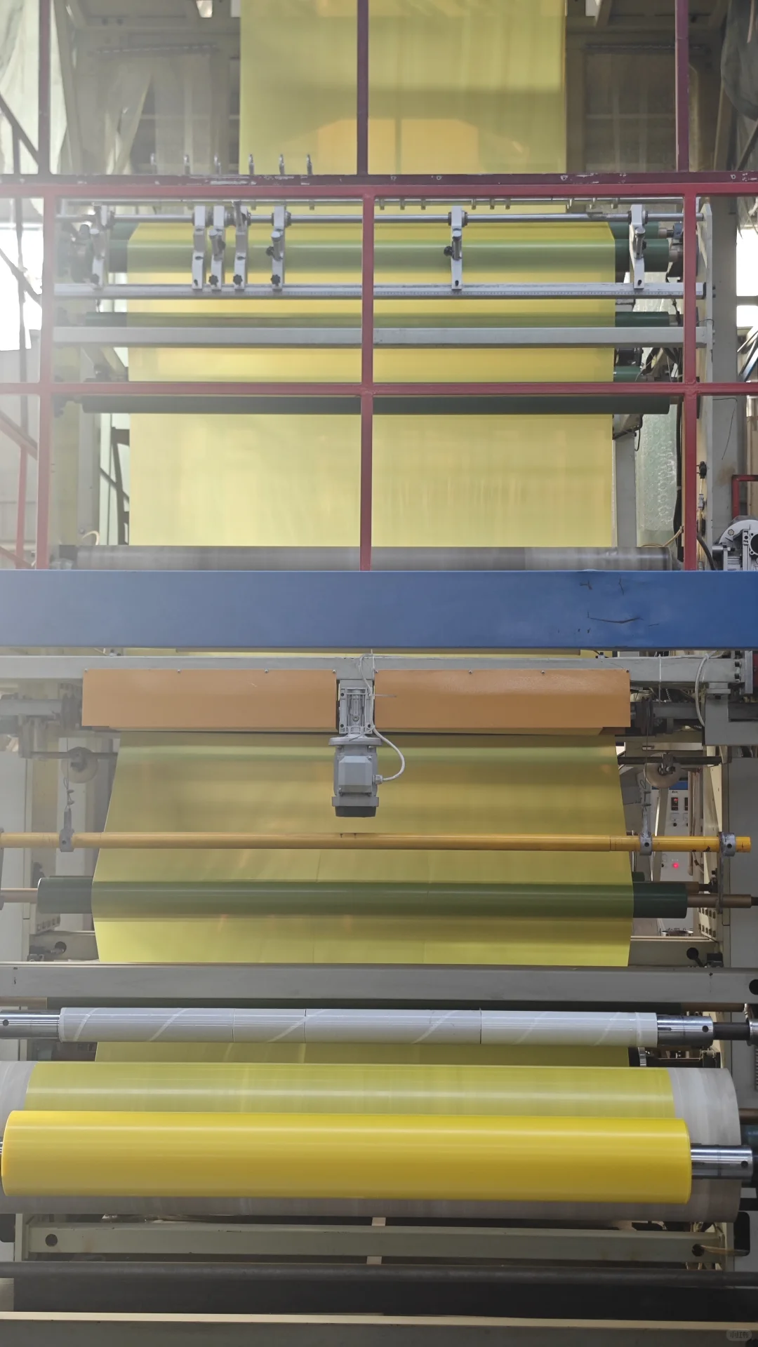 黄色PE热收缩膜