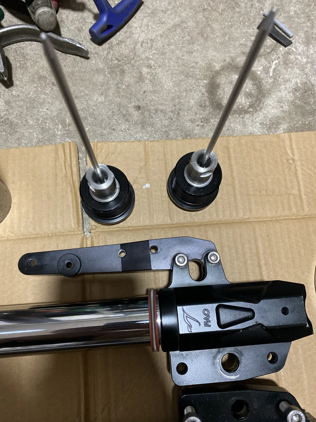 电摩前减震软想更换弹簧的车友看过来了➡️