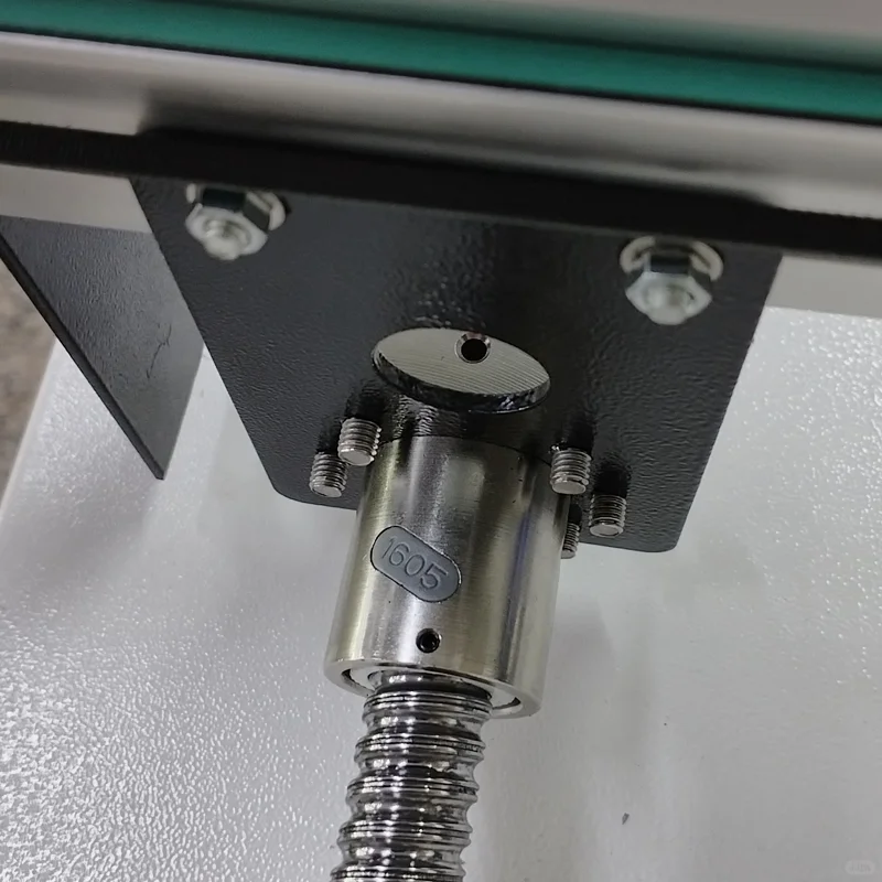 1米全自动接驳台