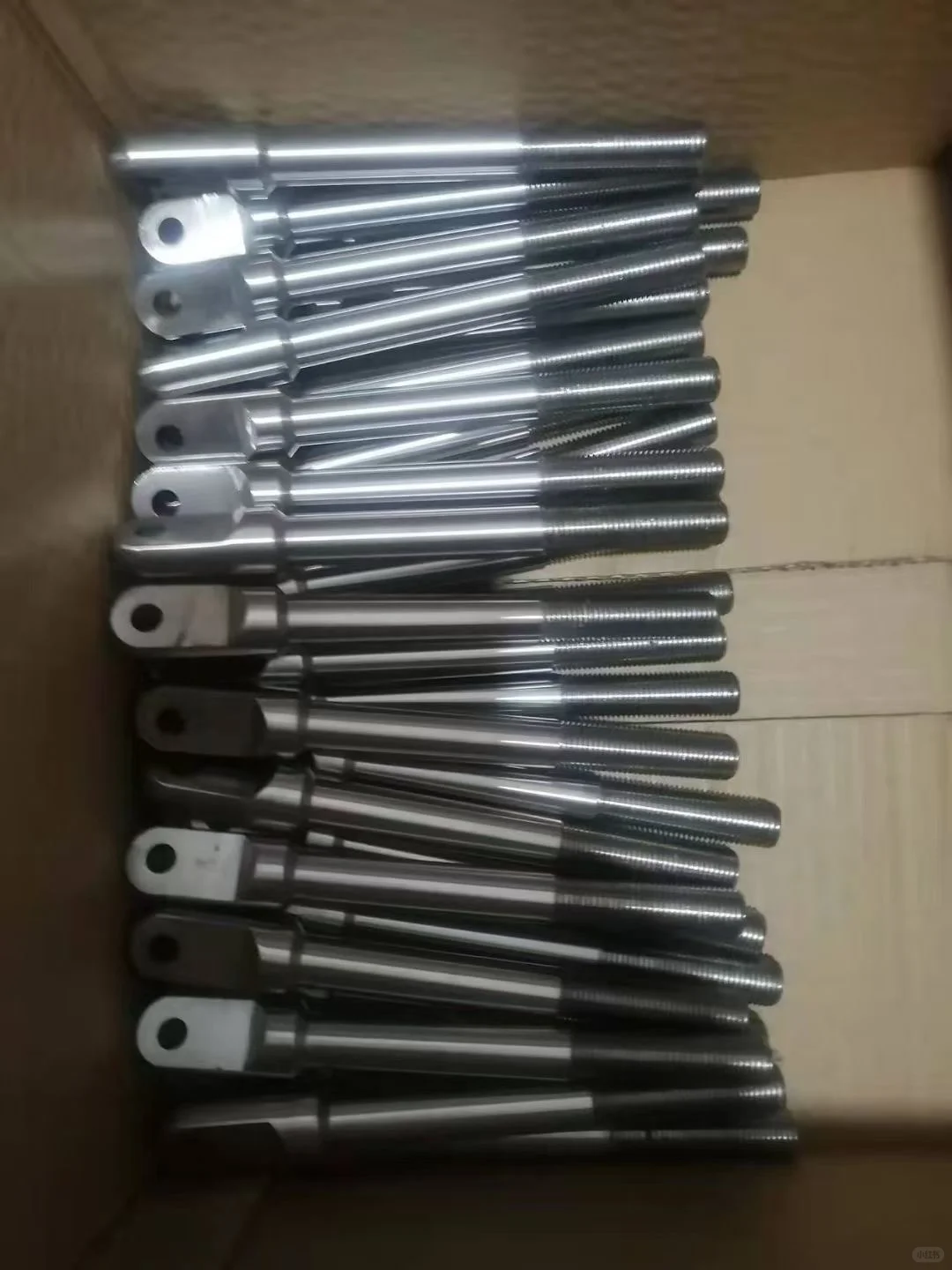 一些钢件CNC 车洗加工 自动化零件加工