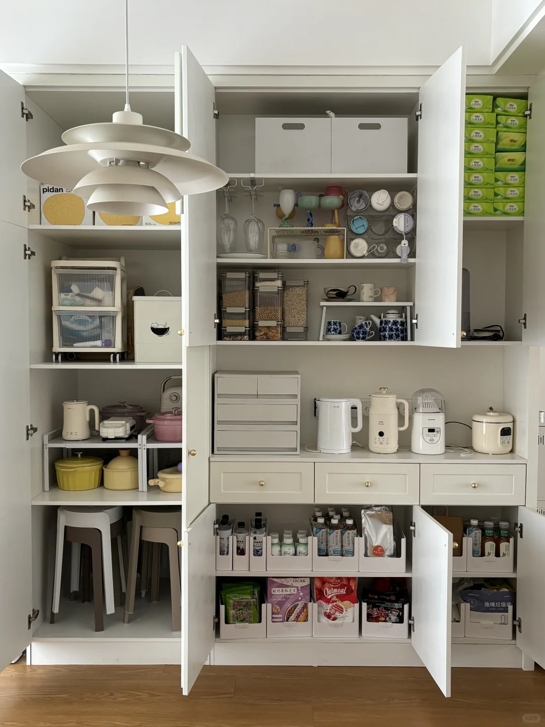 无滤镜下的厨房｜17:30收纳好的干净厨房