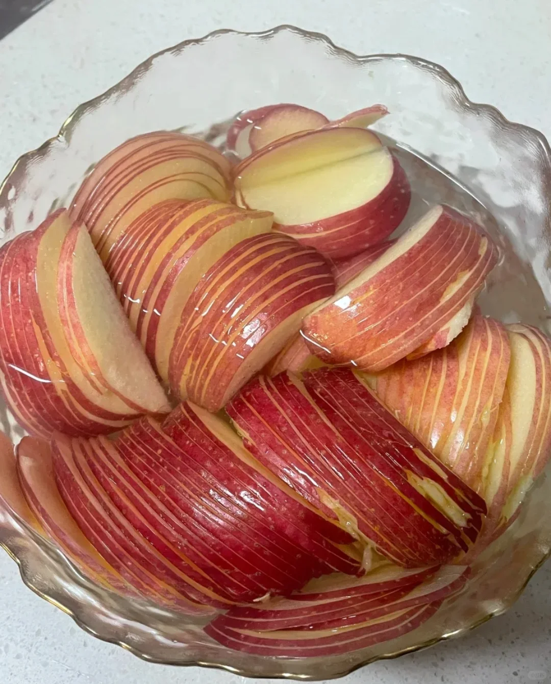 维生素C的居家革命:2元小药片,解决8件麻烦