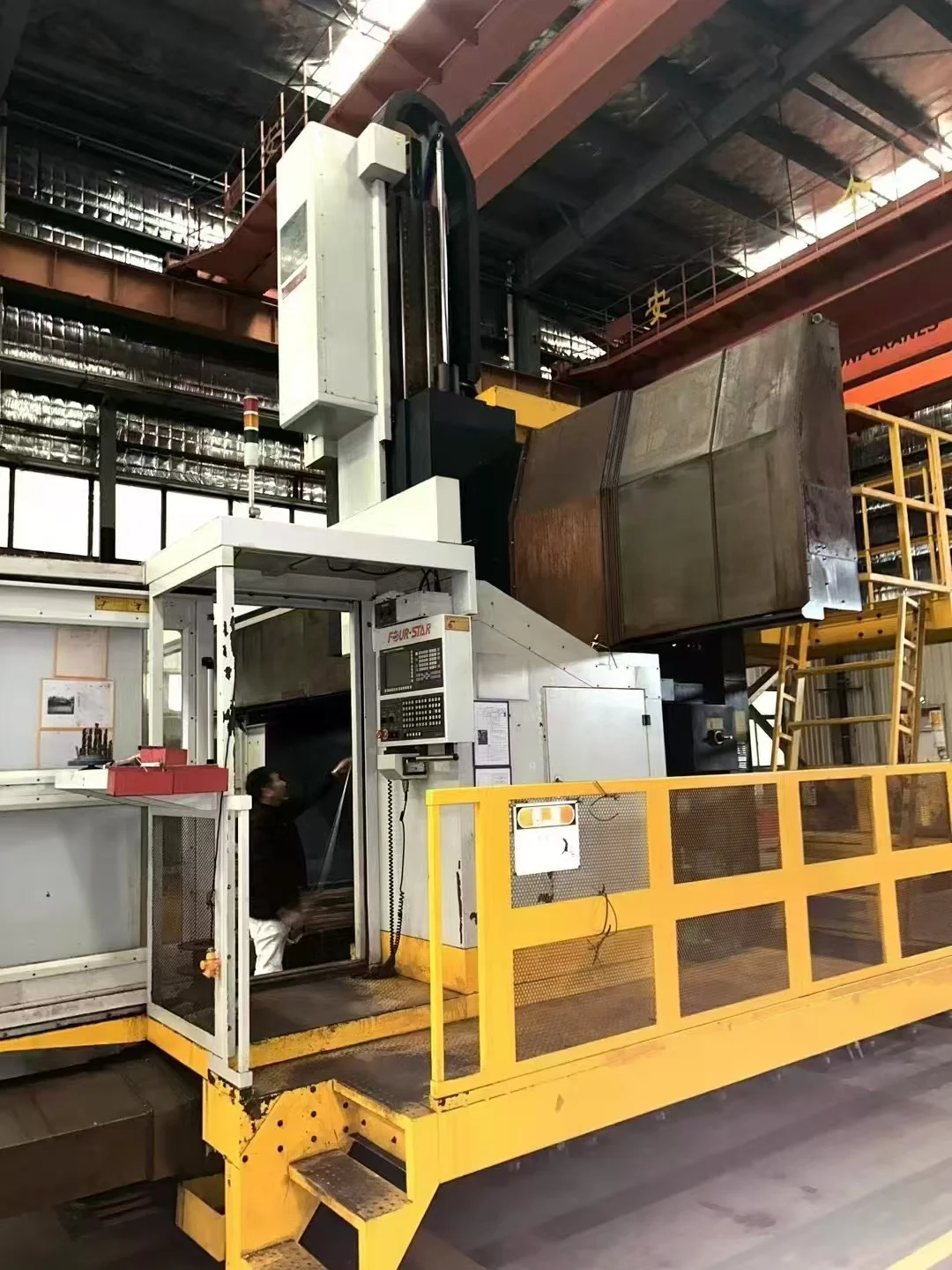 数控定梁动柱龙门镗铣床