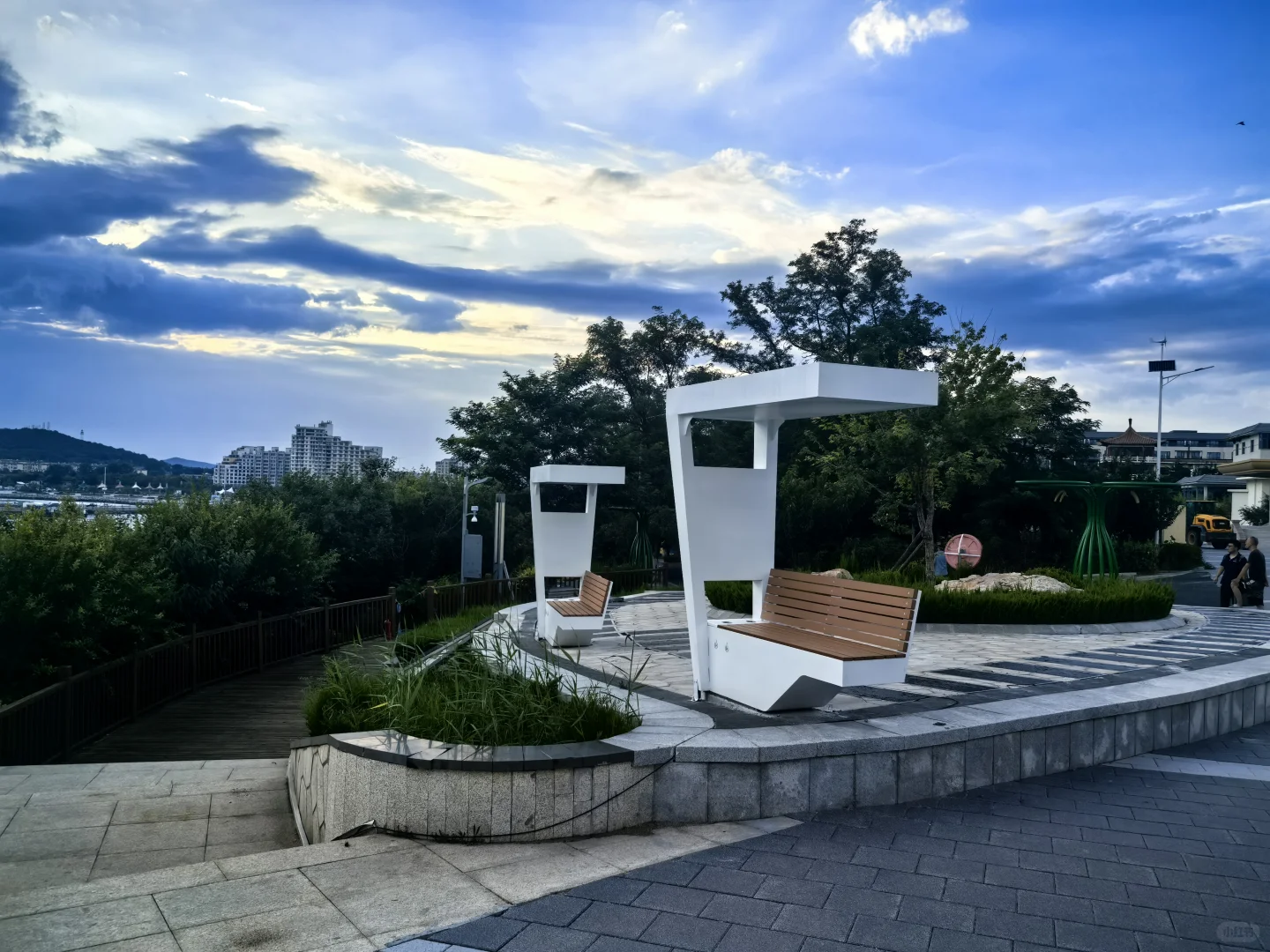 如何让光伏太阳能座椅变得更美观？