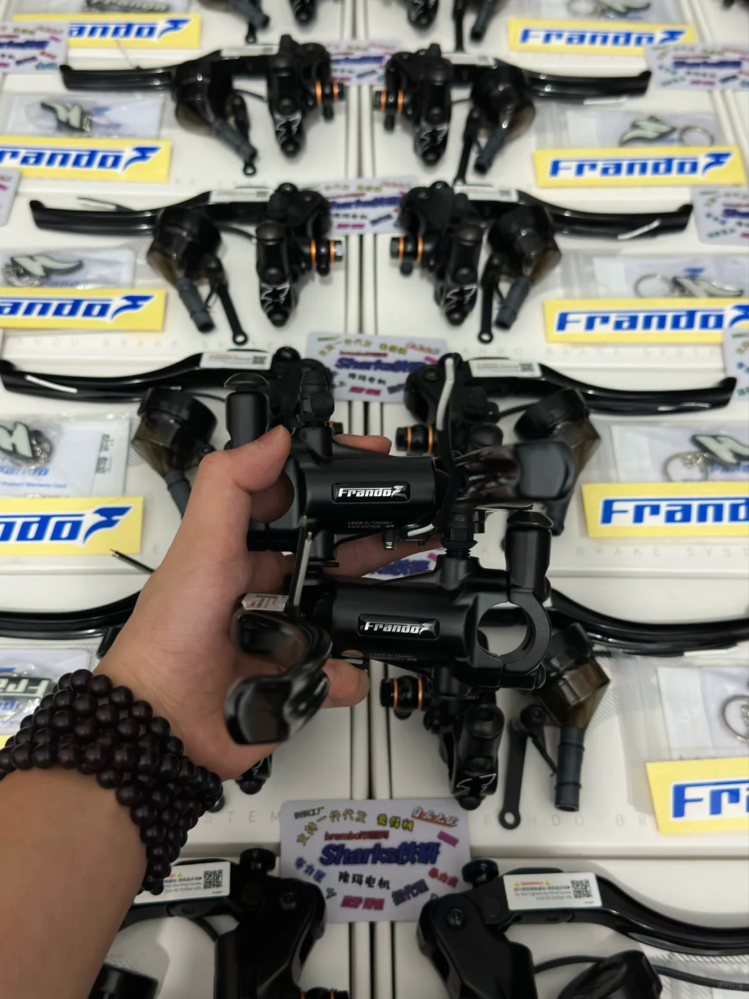 摩托党必入!车力屋F130s直推上泵,手感颜值