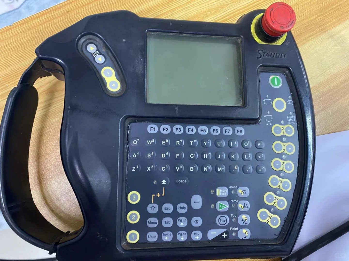 STAUBL(史陶比尔)机器人示教器开机