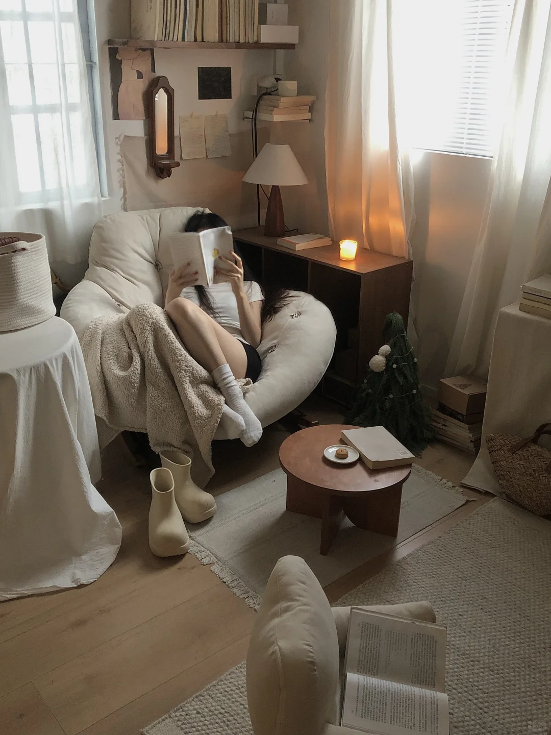 好干净的冬日小卧室