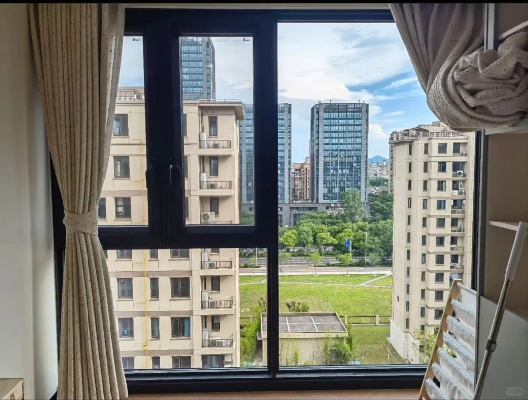 2个阳台+3个窗户，断桥铝共花费16300