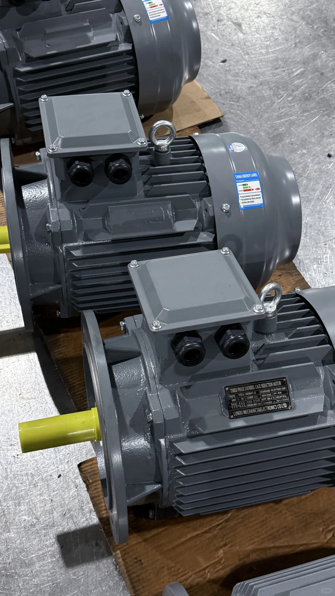 直接震惊到了，这么棒的电机???