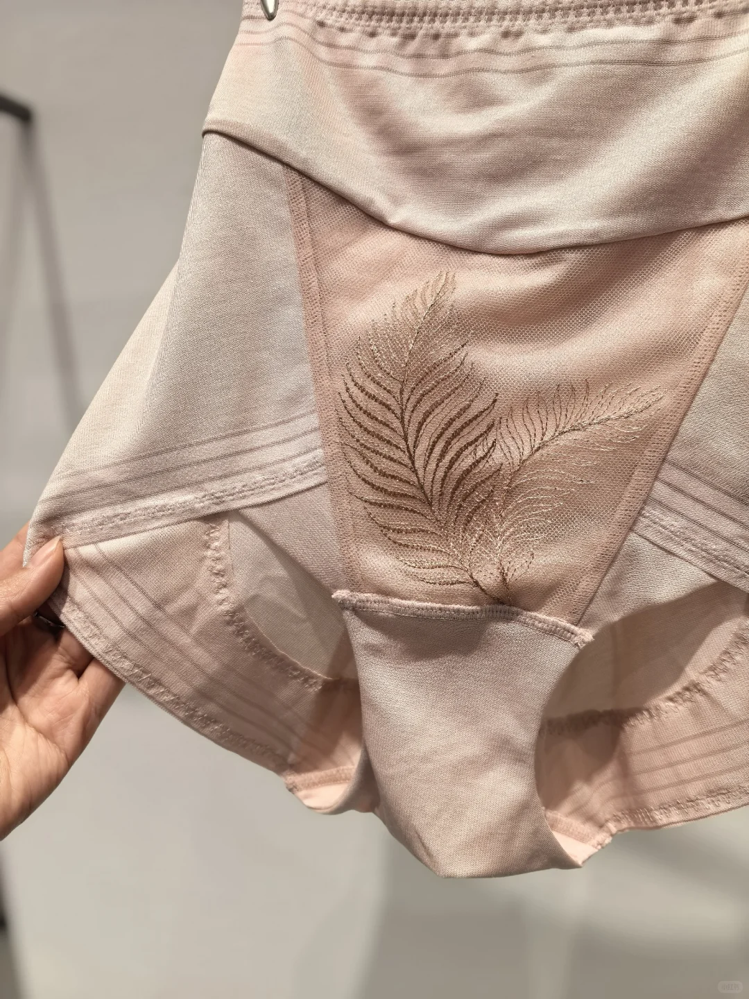 我不允许还有人不知道这款塑裤!