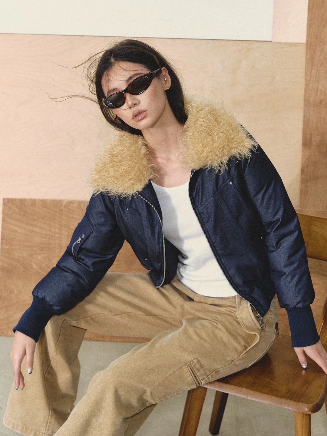 Urban Minimalism | 冬日都市的静谧诗篇