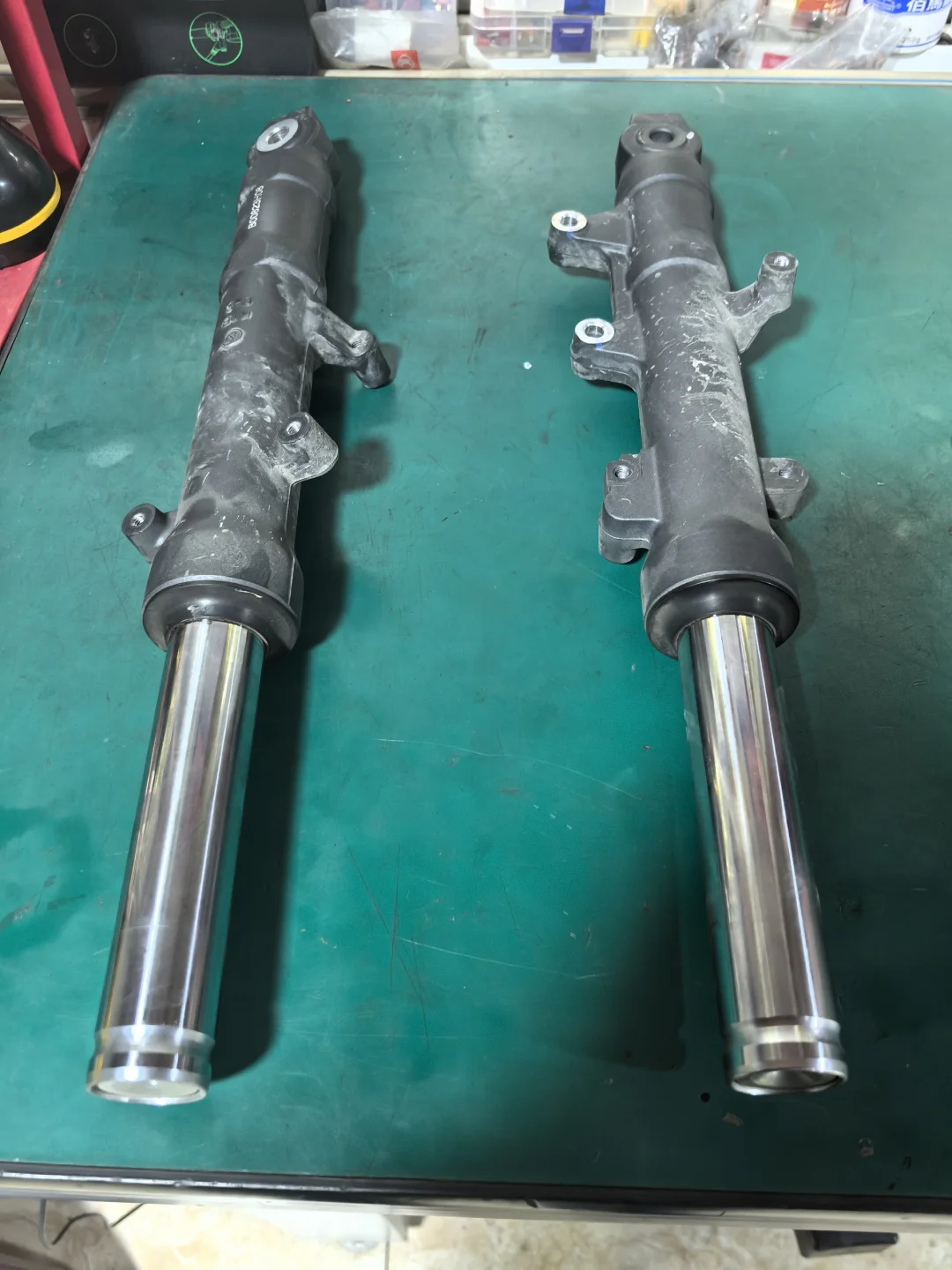 佛沙-换前避震弹簧