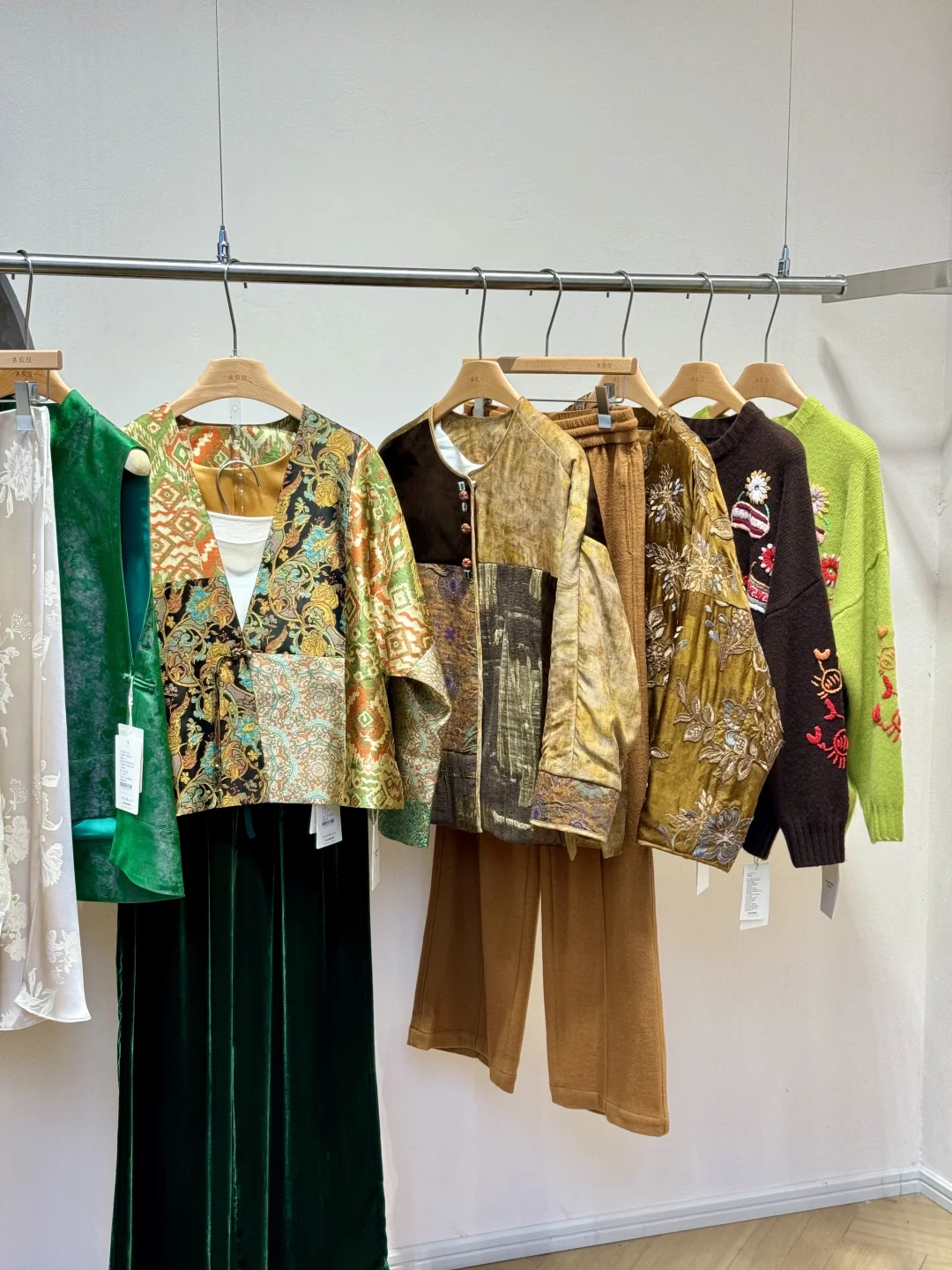 上海长宁这家店,把秋冬高级感焊在身上了!