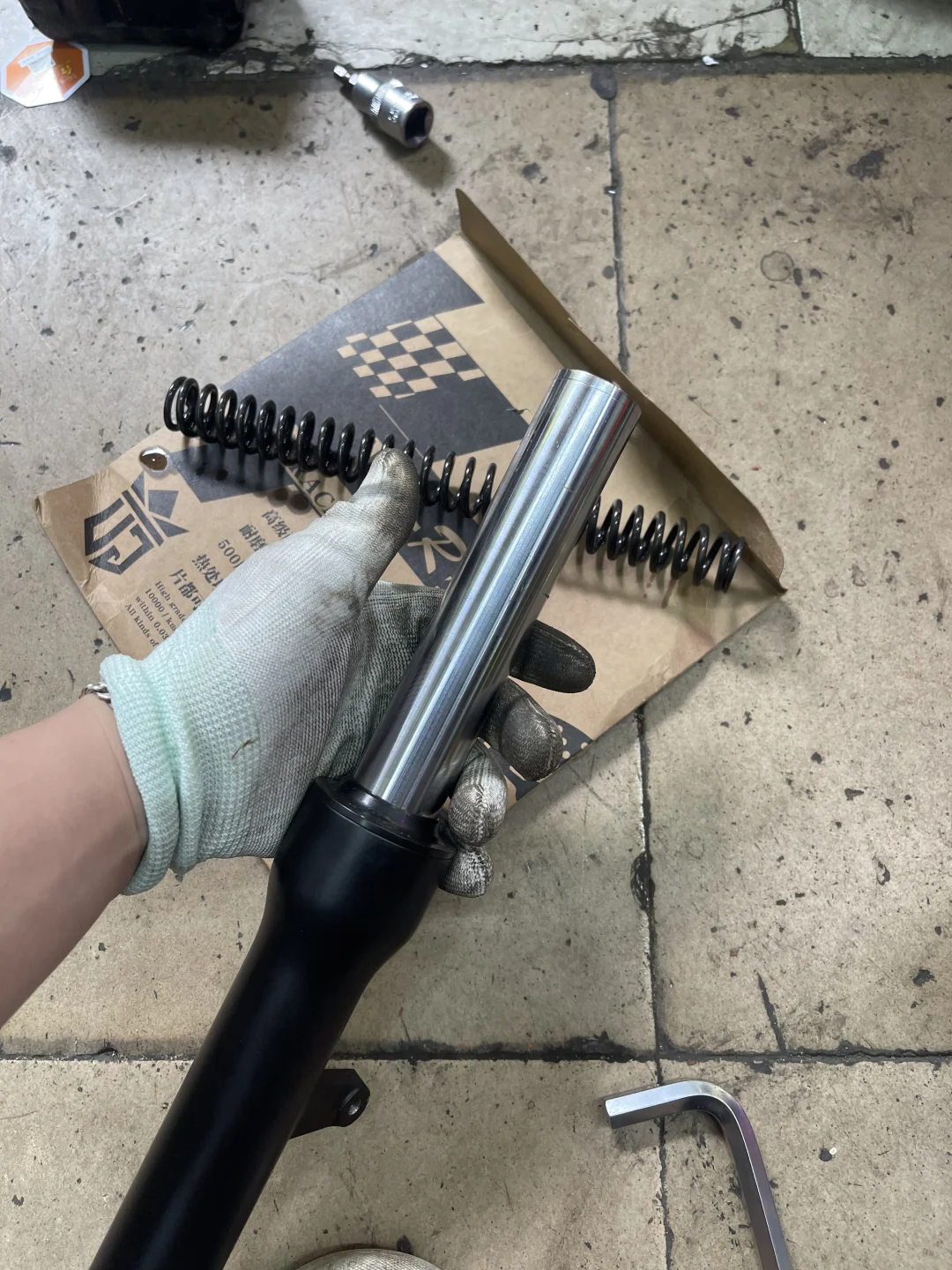 极核AE5i原厂减震加强弹簧+10w减震油