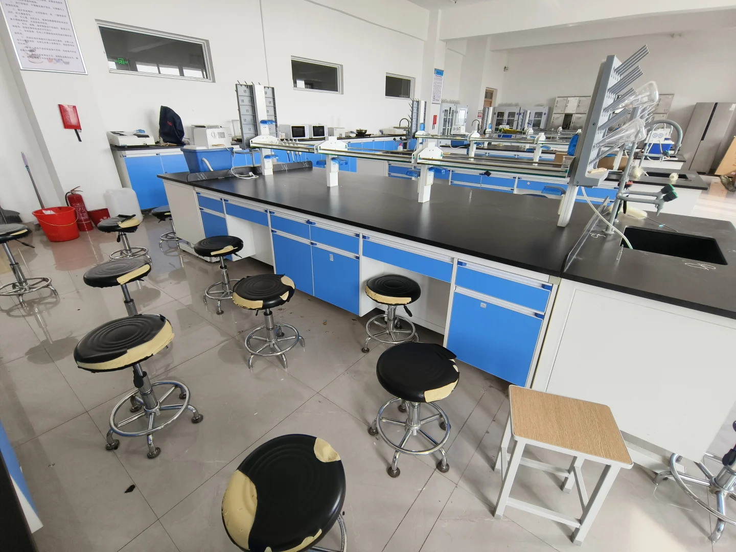 估计这就是所谓的安卓实验室