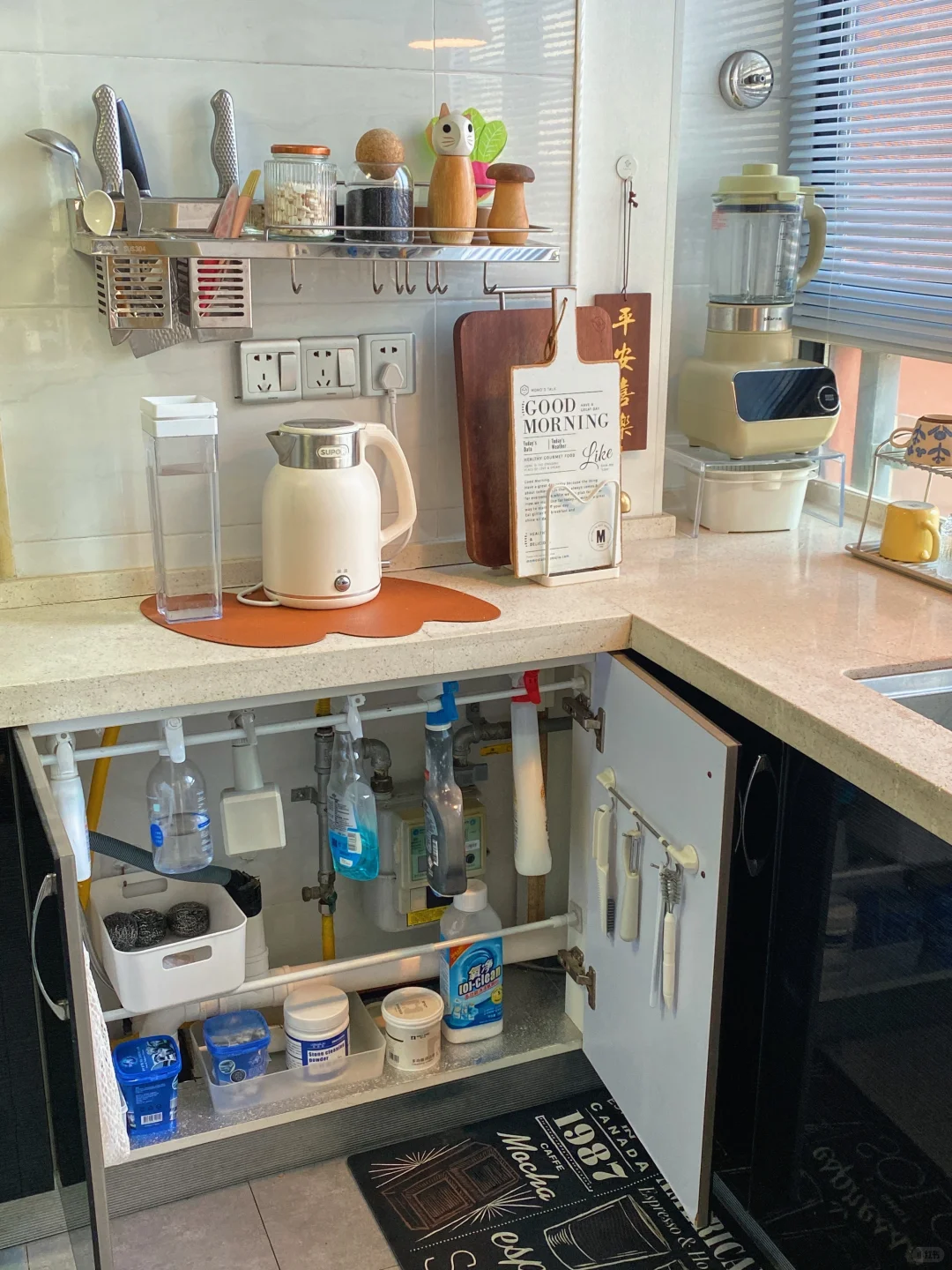 35岁，好喜欢待在我干净整洁的小家啊