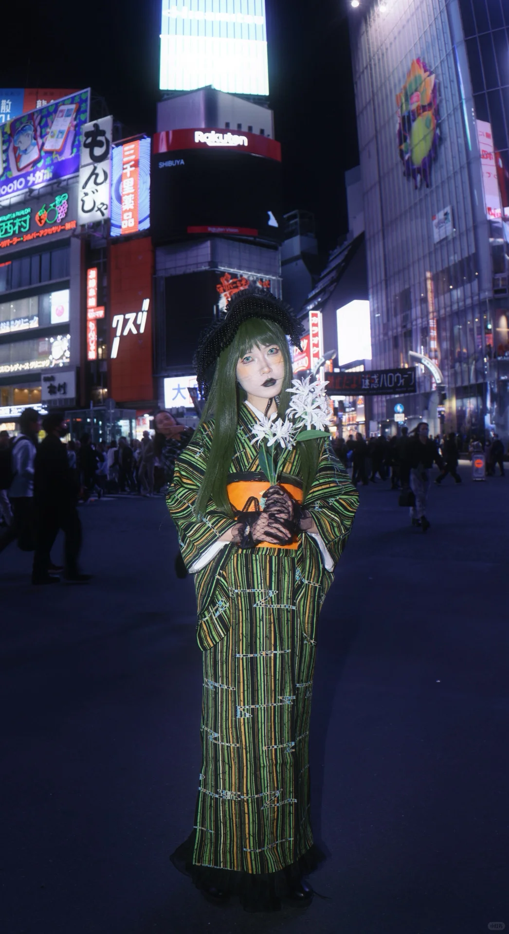 在世界上最繁华的街头为你献上花束