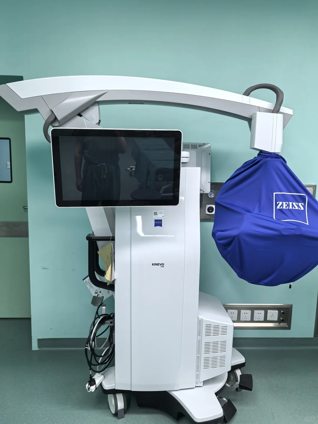 神经外科手术室的高端设备