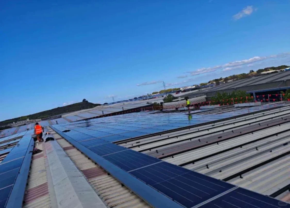 奥克兰邻居看！11月第一周装光伏，直接送实用