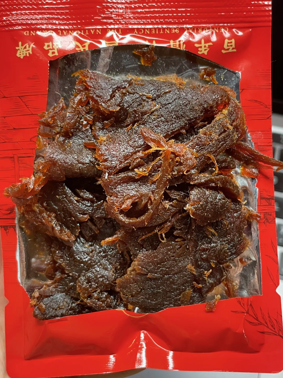 宁波同事带的手信牛肉干！！好吃到起飞?