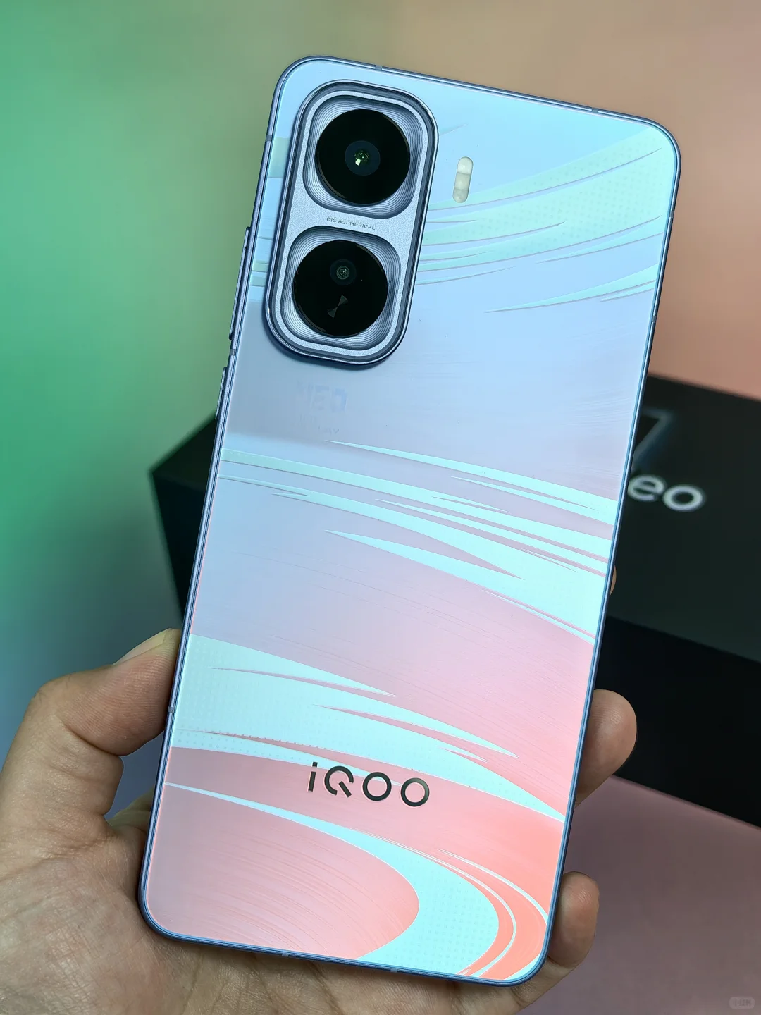 会变色的手机？