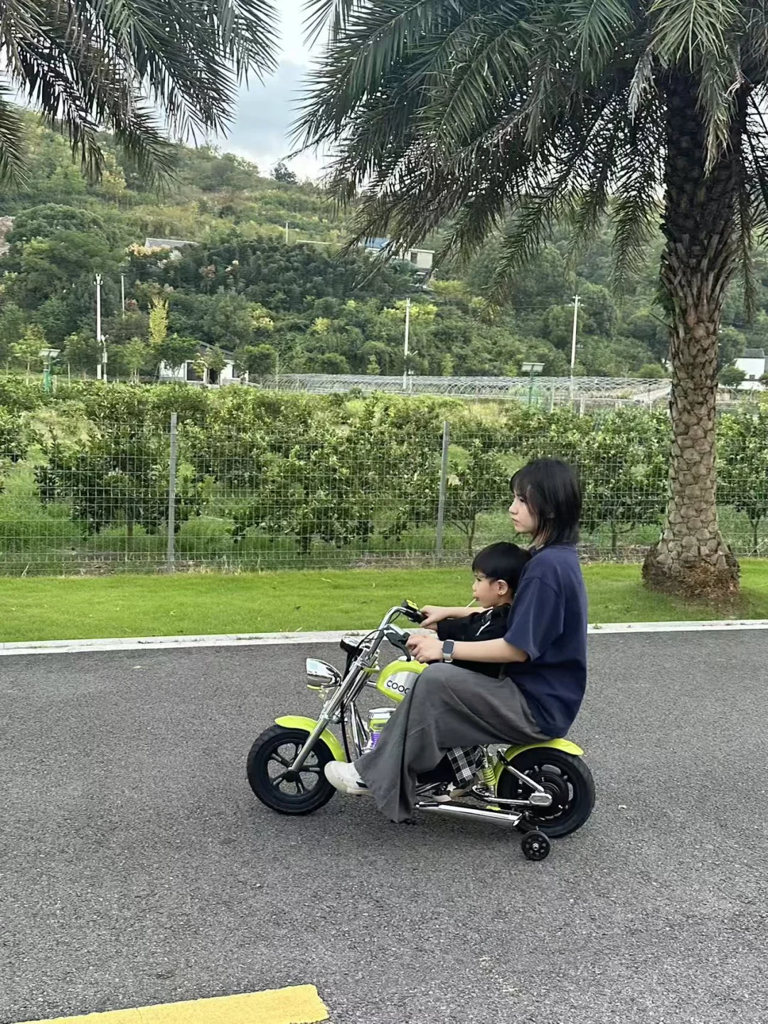 全款拿下鹅子人生中第一辆摩托车!