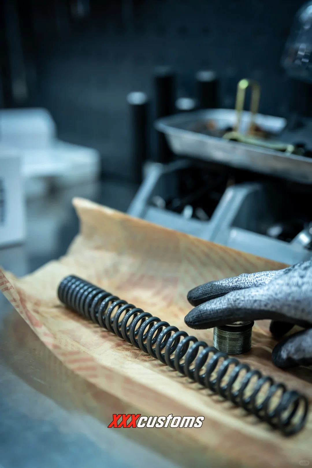 前减震更换弹簧