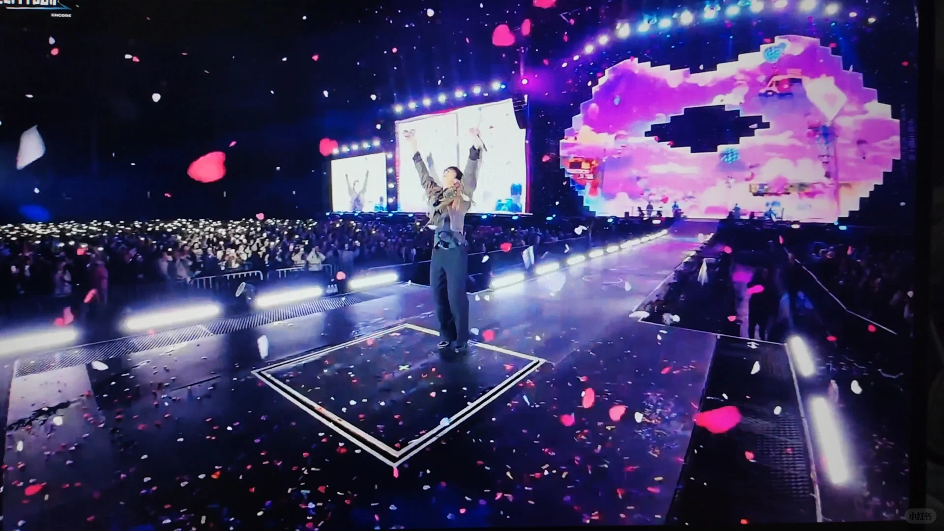 幸福是你透过摄像机望向我的眼睛