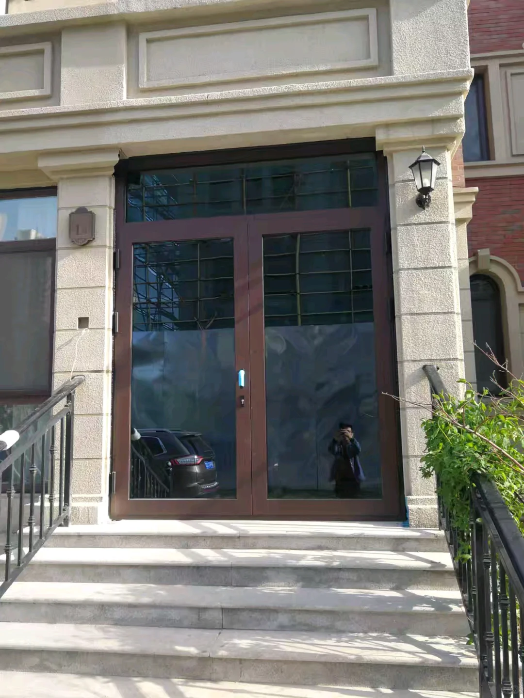 我家断桥铝大门安好了