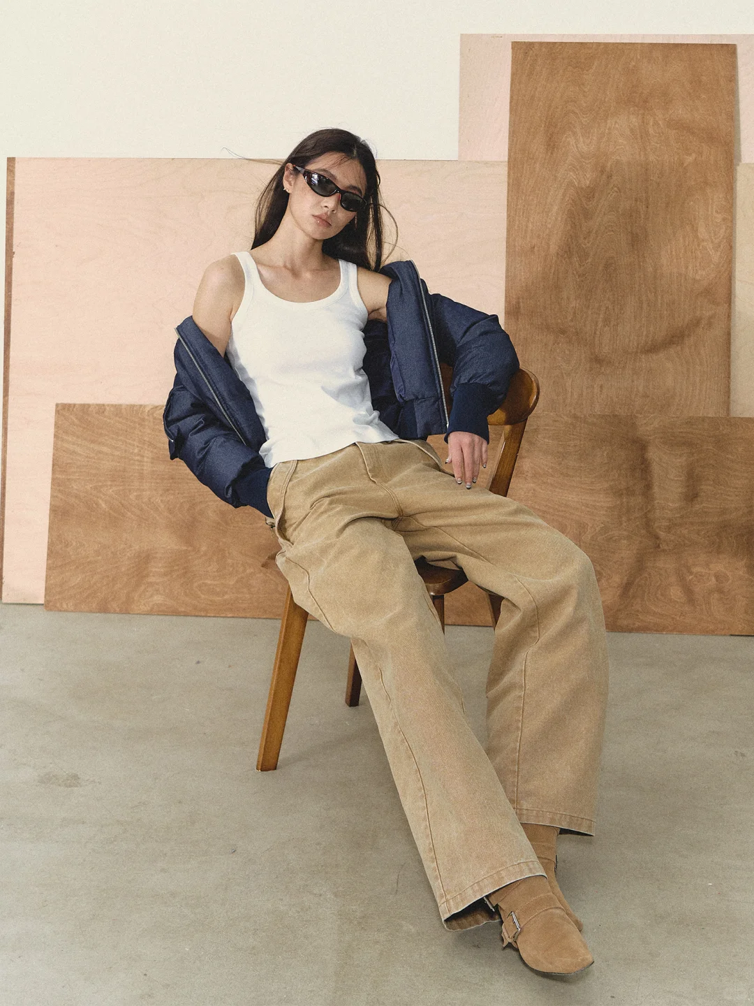 Urban Minimalism | 冬日都市的静谧诗篇