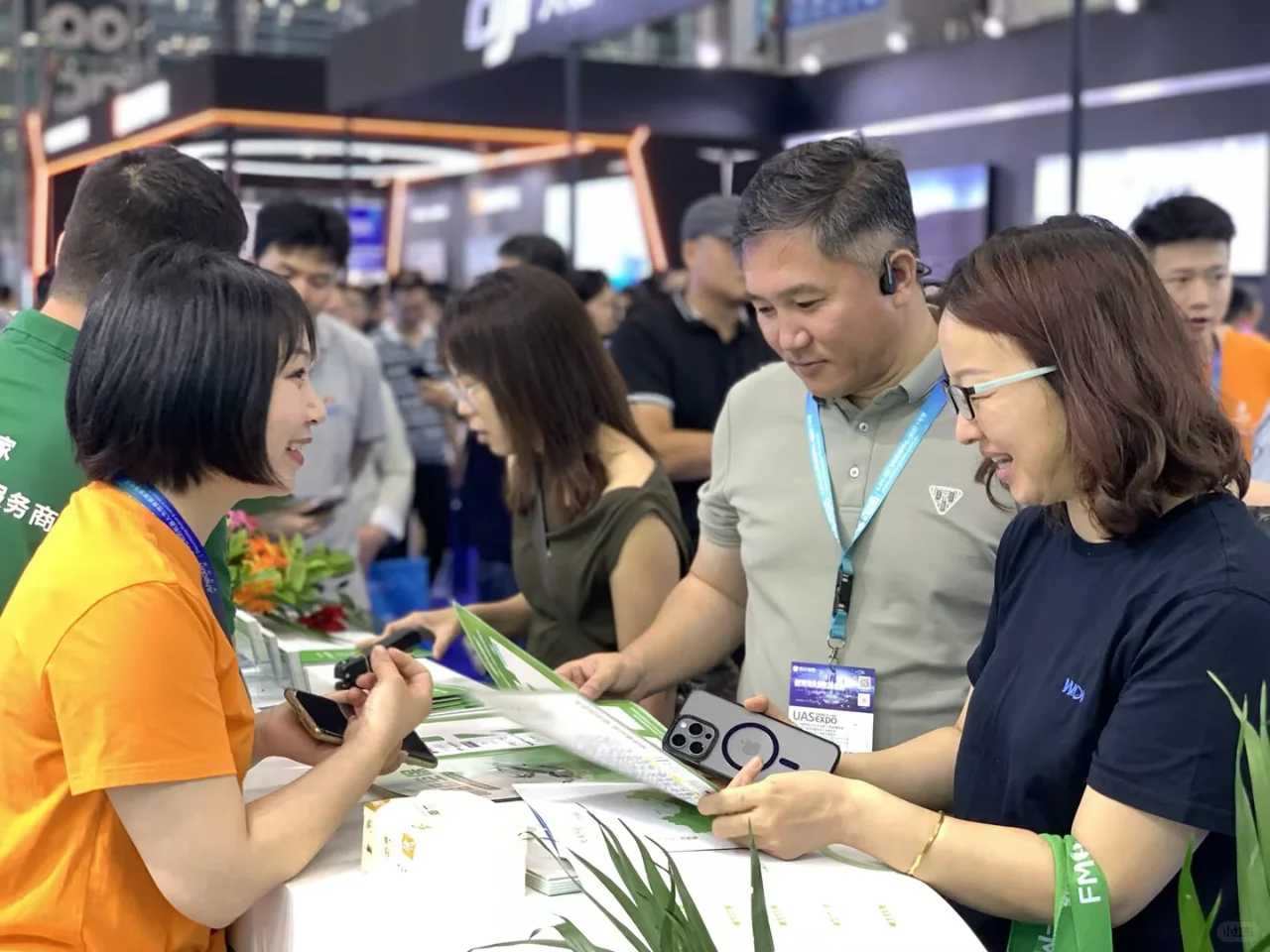 展会直击！帆陌新品亮相，众多好友前来捧场