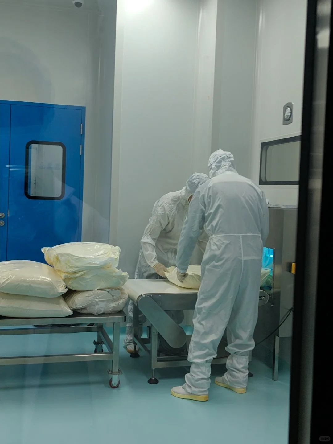 刚入职，老板就带我逛工厂，这规模真能处！