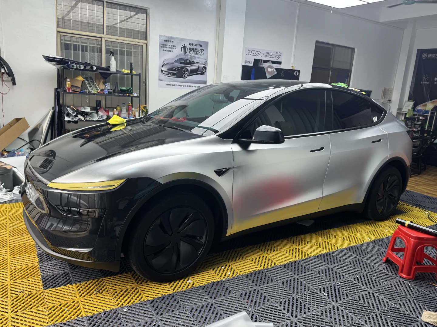 特斯拉改色、幻影银、银色系、银色系、银色系