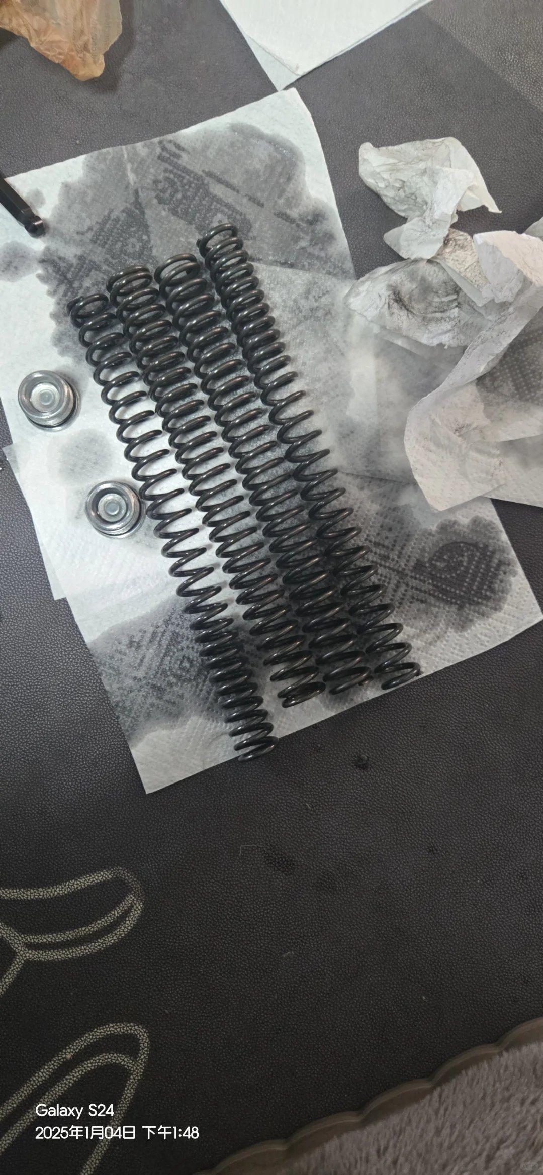 极核ae4前减震弹簧