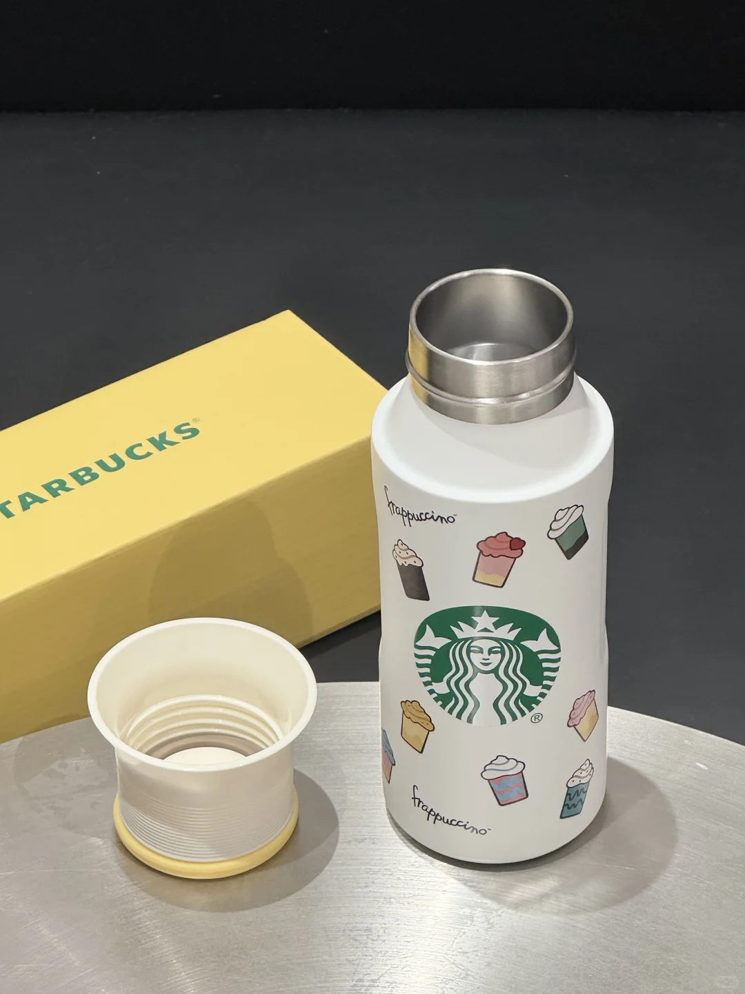 ?啊啊啊可以变色的星巴克新品！！